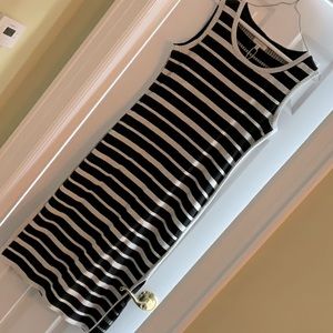 MAX STUDIO Dress with slits on sides NEW